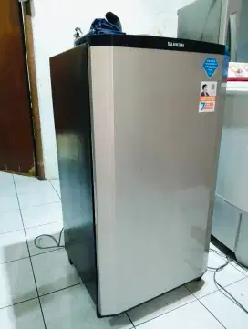 Kulkas Sanken 1 Pintu Mulus Terawat (tarikan kredit macet)