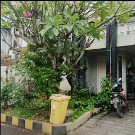 Rumah di Perumahan Taman Mutiara Peninggilan Utara ciledug