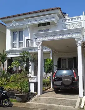 Di jual rumah tinggal Telaga golf sawangan cluster Espanola