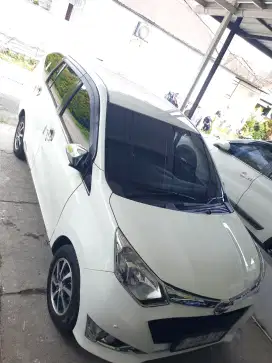 Sigra R Deluxe Matik