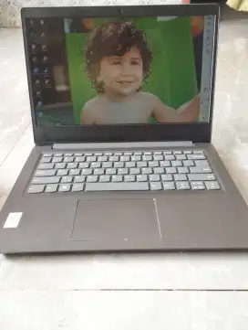 Laptop lenovo bekas