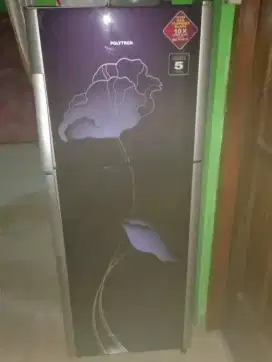 Kulkas Dua pintu, Polytron Belezza