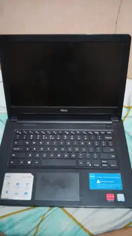 Laptop Dell Inspiron 3000 i7 gen 8 Ram 8 SSD 256