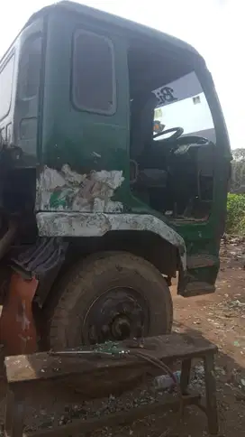 Dicari Mekanik Body repair dan Las berpengalaman