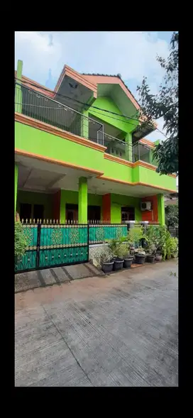 Rumah Hook Murah 2 Lantai di Mutiara Gading