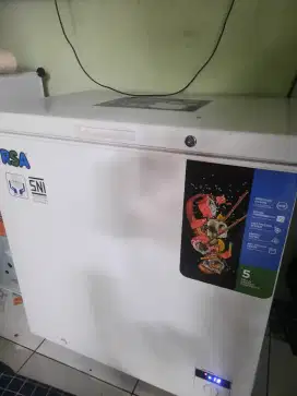 RSA CF 210 Chest Freezer Box 199 liter