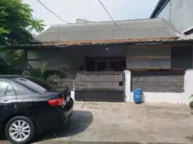 DIJUAL RUMAH KOMPLEK DEKAT MALL BINTARO EXCHANGE & KAMPUS UPJ