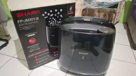 Sharp Air Purifier FP-JM30Y-B