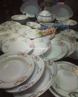 Dinner set Eropa Klasik Antik