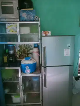 Kulkas LG 2pintu