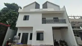 Di jual rumah baru bagus strategis di jaticempaka bekasi