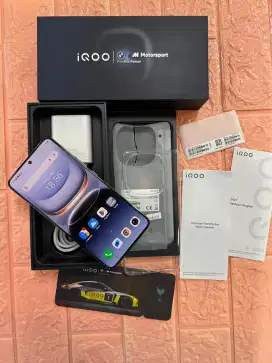 Iqoo 13 5G 16/512GB Snapdragon 8 Elite Fullset Garansi Resmi