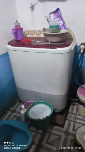 Mesin cuci 2 tabung