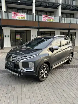 LOW KM MULUS TERAWAT ! Mitsubishi Xpander 1.5 CROSS PREMIUM AT 2020