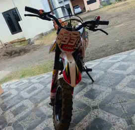Motor tril anak