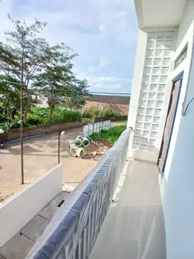 Dijual rumah kos di kanguru gayamsari strategis akses lebar