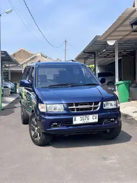 Isuzu panther ls 2.5 Mt 2002 biru