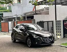 Mazda 2 R 2015 AT Matic Skyactiv NIK 2014 Non Jazz Yaris
