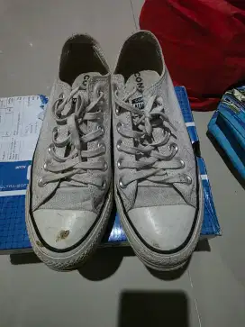 Sepatu Converse Wanita (No Box)