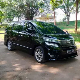 TOYOTA VELLFIRE 2.4 AT 2011 LOW KM, ISTIMEWA.