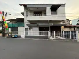 Murah dijual rumah mewah dekat polda dekat simpanglima lempongsari