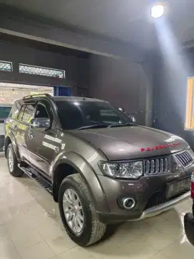 Pajero Exceed matic 4x2