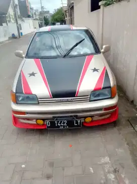 Daihatsu classy tahun 1991 warna gold