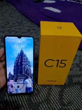 Handphone realme c15