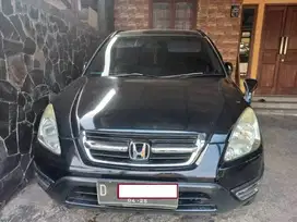 Dijual Cepat Honda CRV Gen2 2000 cc Bensin Automatic 2004 Hitam Plat D