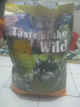Dijual Makanan Anjing 12,5Kg