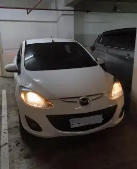 Mazda 2 HatchBack V 1.5 AT