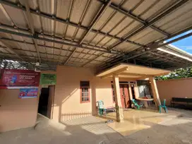 Rumah Pinggir Jalan 2 Lantai