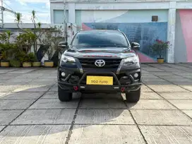 Toyota Fortuner VRZ TRD 2.4 AT 2020