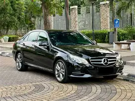 (CASH) Mercedes Benz E250 Facelift Avantgarde 2013