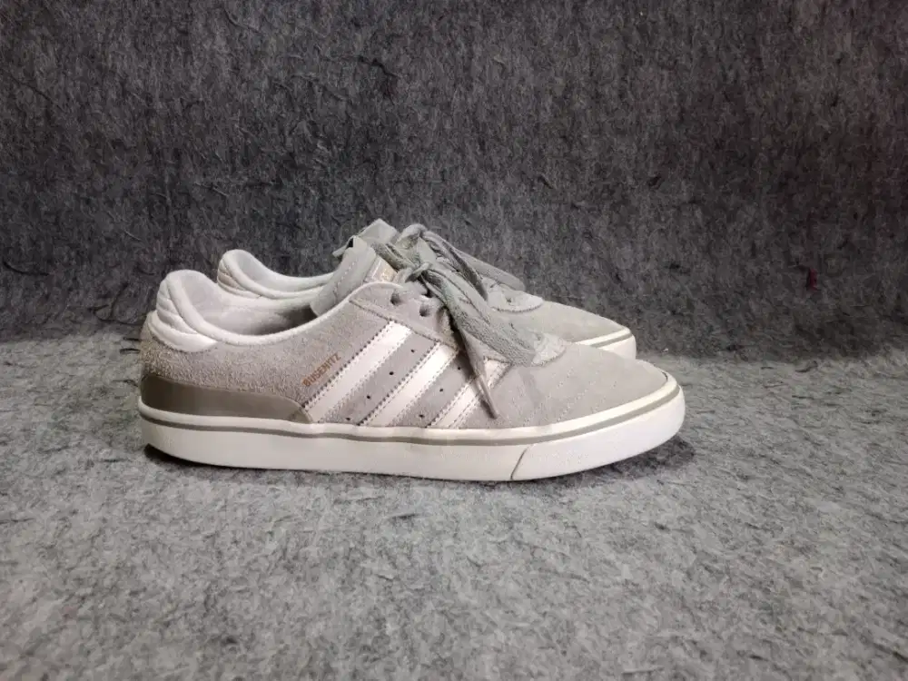 Sepatu adidas size 41