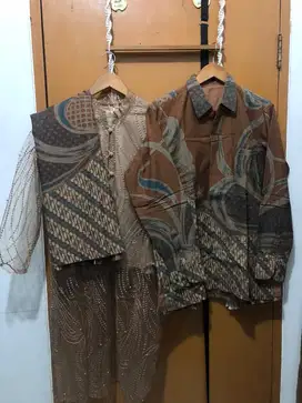 Kebaya Tunangan