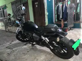 Dijual motor beneli motobi model evo 200