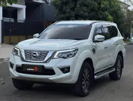 Nissan Terra 2.5 VL AT Solar 2018
