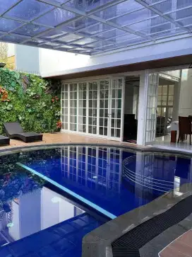 Rumah Plus Kolam Renang Perumahan Elite PERUMAHAN ARAYA MALANG