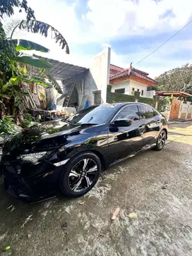 Honda Civic Hatchback 2018 Bensin