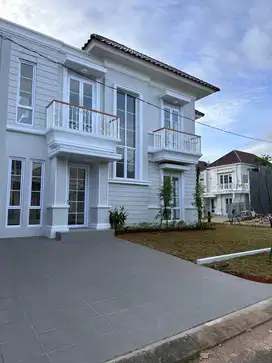 Dijual Rumah Turun Harga di Menaggio Gading Serpong