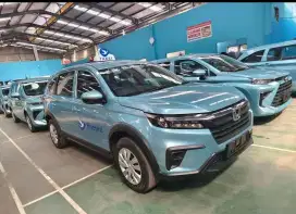 DIBUTUHKAN PENGEMUDI TAKSI BLUE BIRD SEGERA