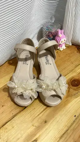 Sandal Hak Anak Fladeo