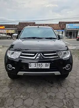 pajero sport dakar 4x4 diesel matic  tahun 2015