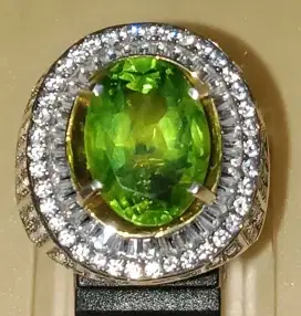 Dijual Batu Permata Peridot