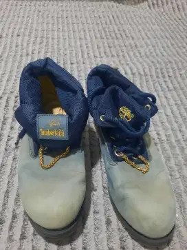 Preloved Sepatu Boots Timberland