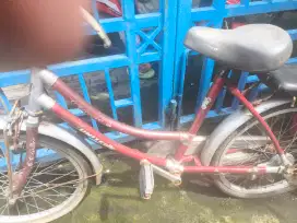 Sepeda united polygon raleigh