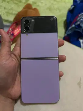 samsung Z flip 4 8/256gb garansi sein