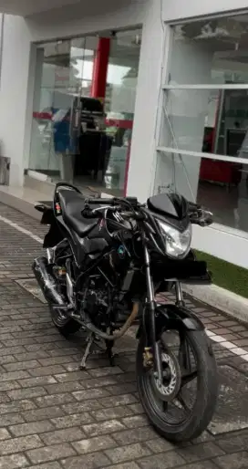 Cb 150r old 2017