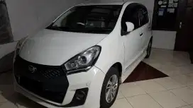 Dijual Daihatsu Sirion RS Manual 2015 warna putih TERMURAH